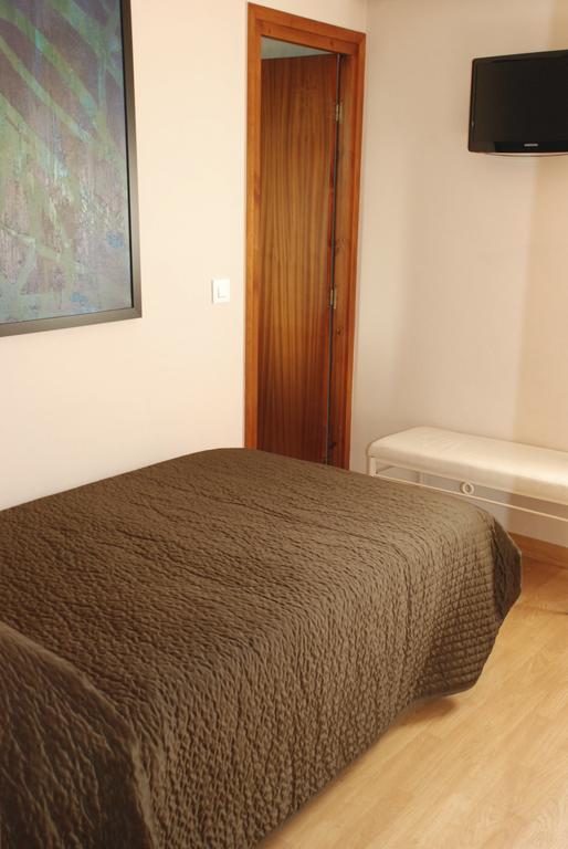 Hostal Delgado Benabarre Quarto foto